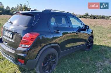 Внедорожник / Кроссовер Chevrolet Trax 2020 в Киеве