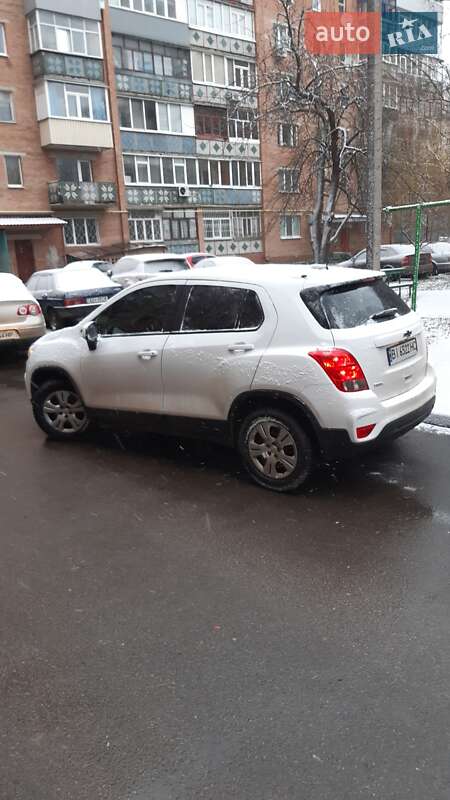 Внедорожник / Кроссовер Chevrolet Trax 2017 в Полтаве