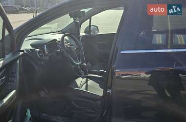 Внедорожник / Кроссовер Chevrolet Trax 2016 в 