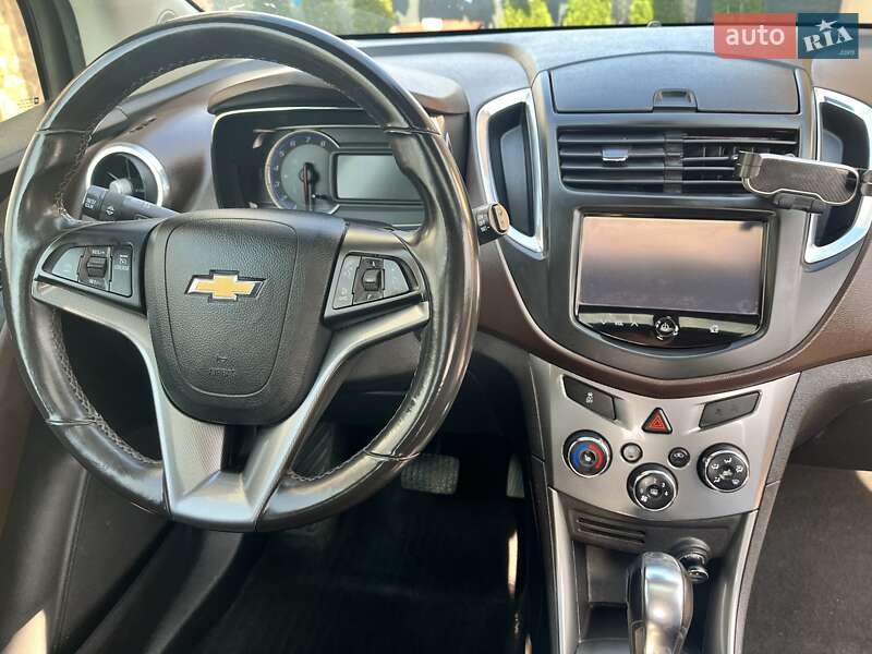 Внедорожник / Кроссовер Chevrolet Trax 2015 в Винниках