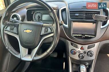 Позашляховик / Кросовер Chevrolet Trax 2015 в 