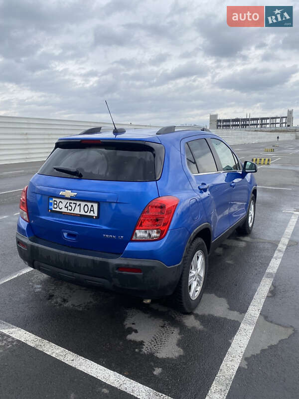 Позашляховик / Кросовер Chevrolet Trax 2015 в Львові