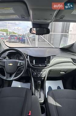 Внедорожник / Кроссовер Chevrolet Trax 2019 в 