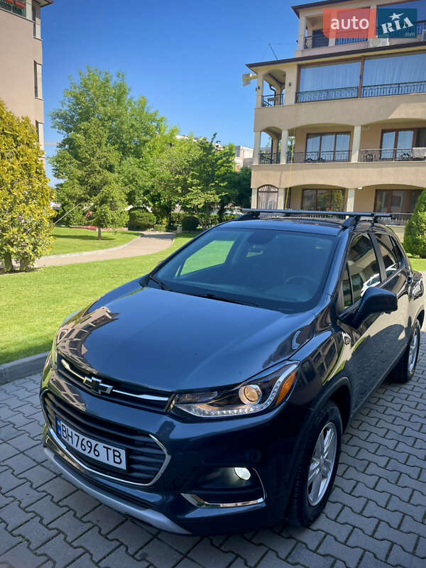 Внедорожник / Кроссовер Chevrolet Trax 2020 в 