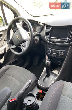 Внедорожник / Кроссовер Chevrolet Trax 2019 в 