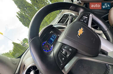 Внедорожник / Кроссовер Chevrolet Trax 2013 в 