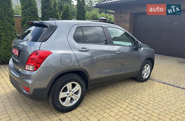 Позашляховик / Кросовер Chevrolet Trax 2020 в 