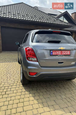 Позашляховик / Кросовер Chevrolet Trax 2020 в 