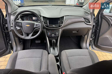 Позашляховик / Кросовер Chevrolet Trax 2020 в 