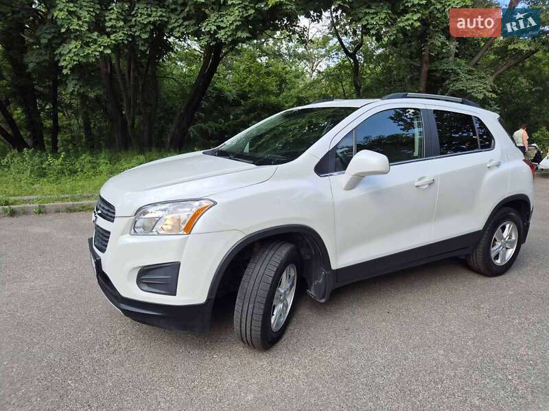 Внедорожник / Кроссовер Chevrolet Trax 2016 в 