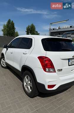 Внедорожник / Кроссовер Chevrolet Trax 2018 в 