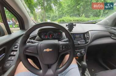 Внедорожник / Кроссовер Chevrolet Trax 2018 в 