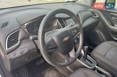 Внедорожник / Кроссовер Chevrolet Trax 2019 в 