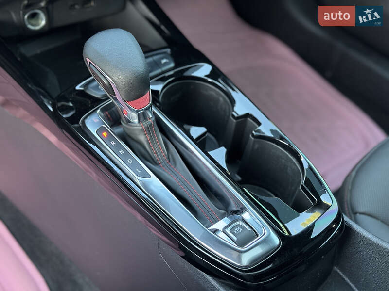 Внедорожник / Кроссовер Chevrolet Trax 2023 в Киеве фото 18 Внедорожник / Кроссовер Chevrolet Trax 2023 в Киеве