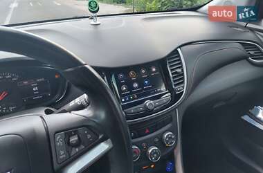 Внедорожник / Кроссовер Chevrolet Trax 2018 в 