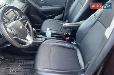 Позашляховик / Кросовер Chevrolet Trax 2013 в 