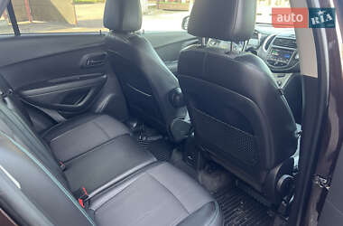 Позашляховик / Кросовер Chevrolet Trax 2013 в 
