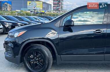 Позашляховик / Кросовер Chevrolet Trax 2018 в 