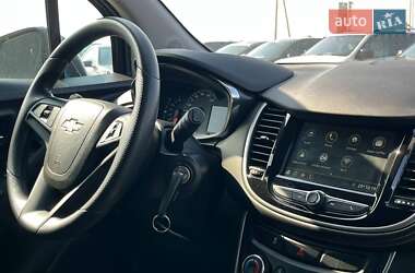 Позашляховик / Кросовер Chevrolet Trax 2018 в 