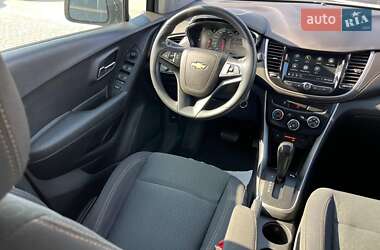 Позашляховик / Кросовер Chevrolet Trax 2018 в 