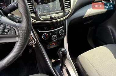 Внедорожник / Кроссовер Chevrolet Trax 2019 в 