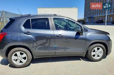 Внедорожник / Кроссовер Chevrolet Trax 2016 в 