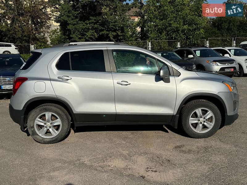 Внедорожник / Кроссовер Chevrolet Trax 2016 в Виннице