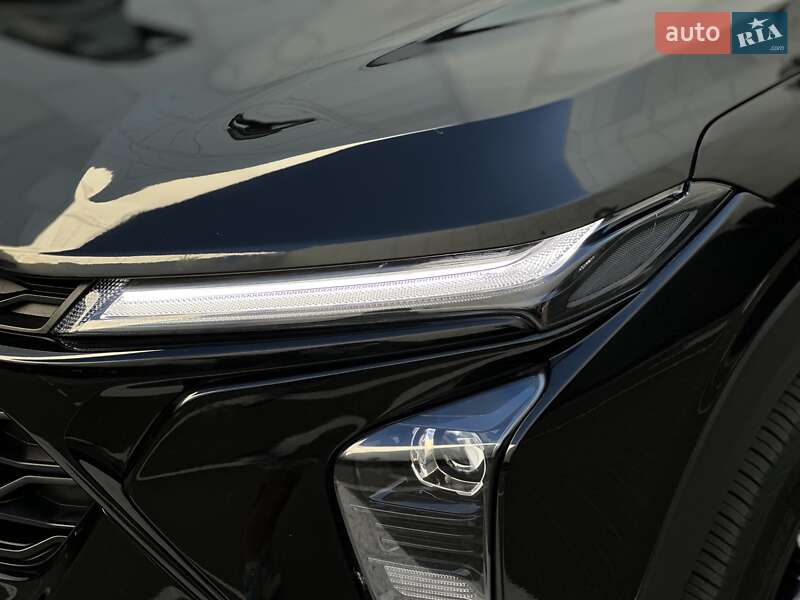 Внедорожник / Кроссовер Chevrolet Trax 2023 в Киеве