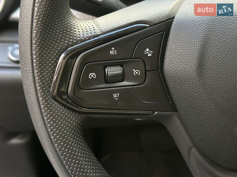 Внедорожник / Кроссовер Chevrolet Trax 2023 в Киеве