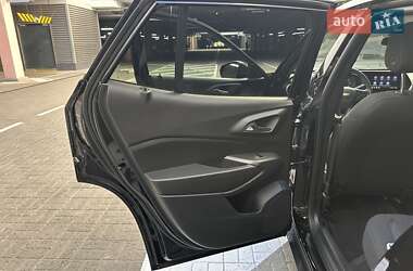 Внедорожник / Кроссовер Chevrolet Trax 2023 в 