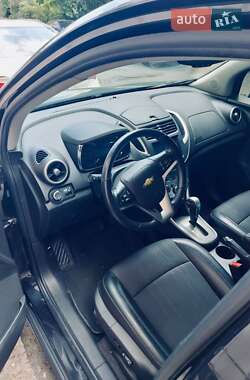 Внедорожник / Кроссовер Chevrolet Trax 2016 в 