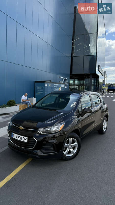 Внедорожник / Кроссовер Chevrolet Trax 2017 в 