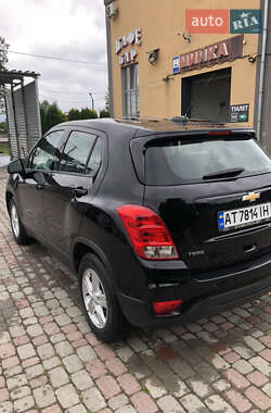 Внедорожник / Кроссовер Chevrolet Trax 2018 в 