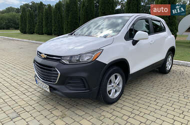 Внедорожник / Кроссовер Chevrolet Trax 2017 в 