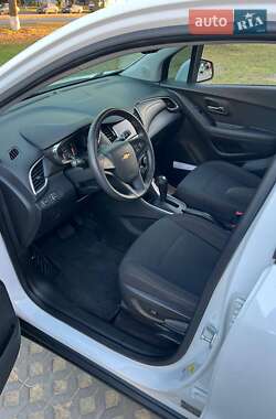 Внедорожник / Кроссовер Chevrolet Trax 2019 в 