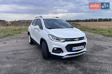 Внедорожник / Кроссовер Chevrolet Trax 2017 в 