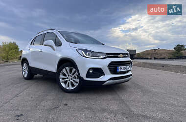 Внедорожник / Кроссовер Chevrolet Trax 2017 в 