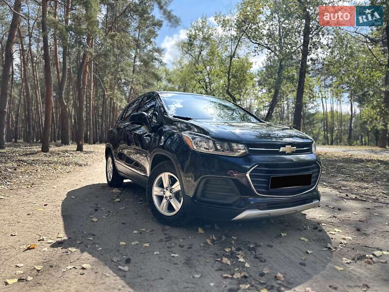 Внедорожник / Кроссовер Chevrolet Trax 2019 в 