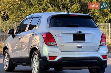 Внедорожник / Кроссовер Chevrolet Trax 2019 в 