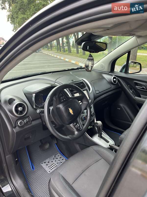 Позашляховик / Кросовер Chevrolet Trax 2015 в Києві