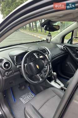 Внедорожник / Кроссовер Chevrolet Trax 2015 в 