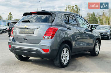 Позашляховик / Кросовер Chevrolet Trax 2020 в  фото 10 Позашляховик / Кросовер Chevrolet Trax 2020 в