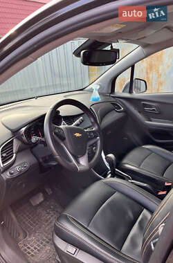 Внедорожник / Кроссовер Chevrolet Trax 2016 в 