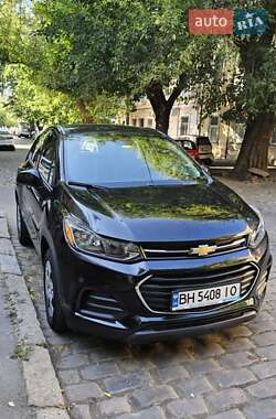 Внедорожник / Кроссовер Chevrolet Trax 2017 в 
