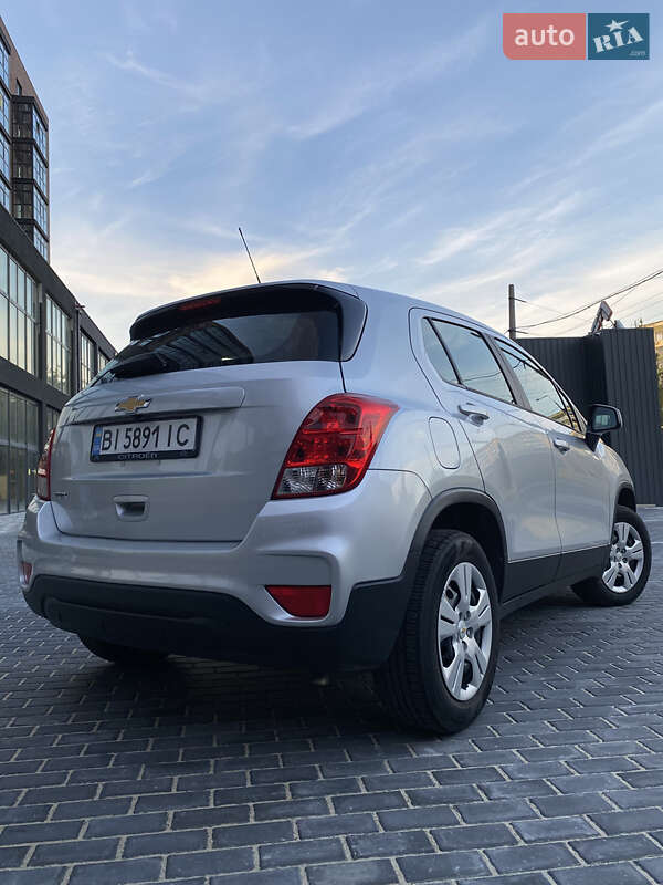 Внедорожник / Кроссовер Chevrolet Trax 2017 в Полтаве