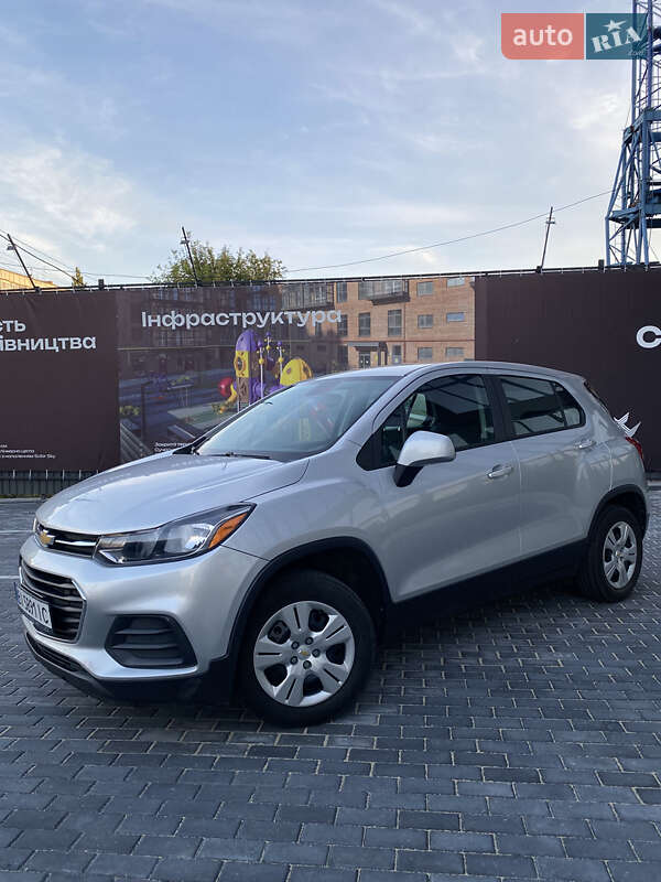 Внедорожник / Кроссовер Chevrolet Trax 2017 в Полтаве