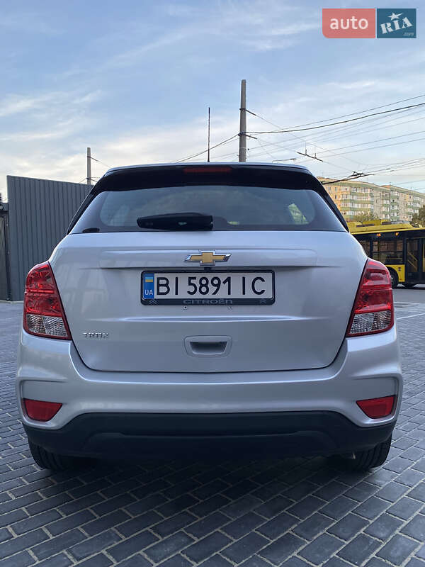 Внедорожник / Кроссовер Chevrolet Trax 2017 в Полтаве