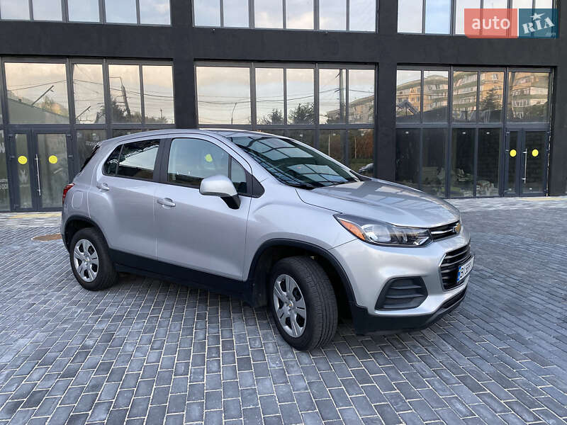 Внедорожник / Кроссовер Chevrolet Trax 2017 в Полтаве