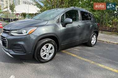 Внедорожник / Кроссовер Chevrolet Trax 2018 в 