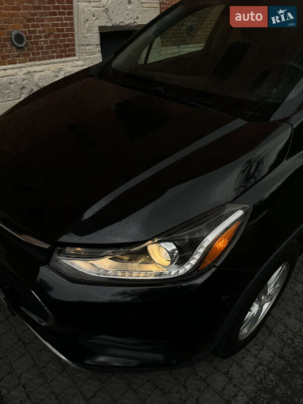 Внедорожник / Кроссовер Chevrolet Trax 2017 в Львове
